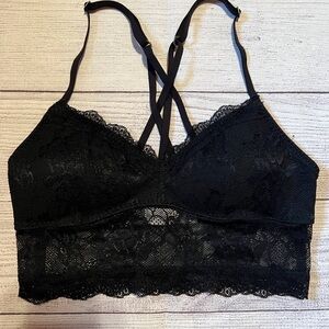 Abercrombie & Fitch Black padded Lace Bralette size small